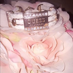 🌸Guess bracelet